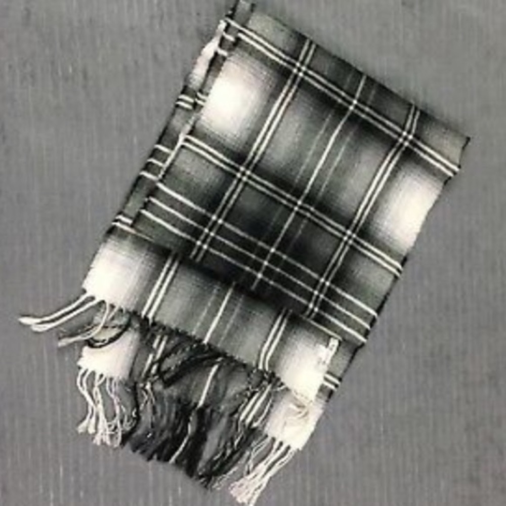 Merona Blanket Scarf Black/White Plaid Fringe